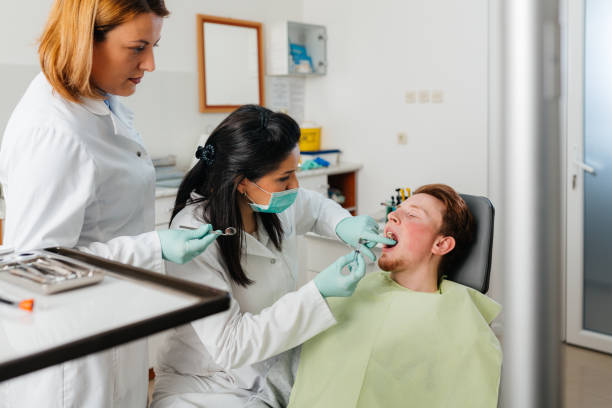 Best Emergency Dental Extractions in Vineyard Haven, MA